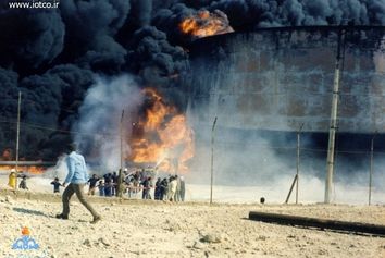 سالگرد حمله هوایی به جزیره خارگ؛ قلب تپنده صادرات نفت ایران در آتش جنگ نفتکش‌ها