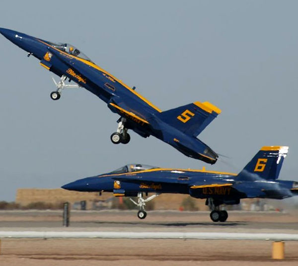 پرواز هواپیماهای نظامی در آسمان البرز/ مردم نگران نباشند