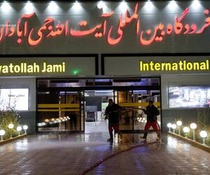 آغاز نصب آنتن اولین رادار بومی کشور در فرودگاه آبادان +تصاویر