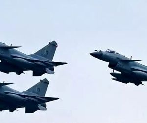 چین: آماده فروش جنگنده‌های J-10 به ایران هستیم