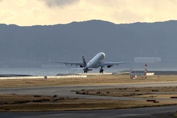 لغو نیمی از پروازهای چین به ژاپن به دنبال 
تشدید تنش های اخیر میان دو کشور