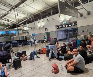 سرگردانی ۳ روزه مسافران در فرودگاه پراگ + عکس
