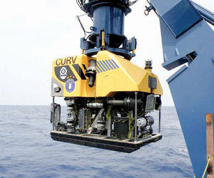 آمریکا چگونه گل سرسبد هوانوردی نظامی خود را از قعر دریا بیرون کشید؟