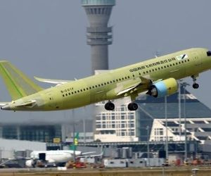 رقیب چینی ایرباس و بوئینگ آماده پرواز شد