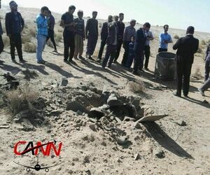 صدای انفجاری مهیب امروز صبح در حوالی روستای فخرآباد و سقوط قطعه‌ای از شئ عجیب از آسمان
