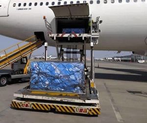 ششمین محموله واکسن کرونا صبح امروز پنجشنبه از مبدا روسیه وارد فرودگاه بین المللی امام خمینی(ره) شد.            