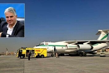 آبگیری ۱۴ فروند هواپیمای ایلوشن در فرودگاه مهراباد