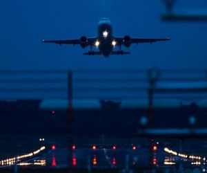 فرود هواپیما در فرودگاه هامبورگ با یک مسافر مرده