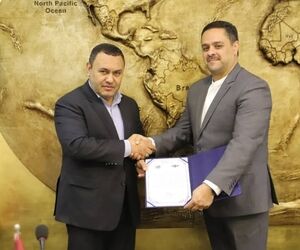 بازدید رئیس سازمان از هواپیمایی آتا 

