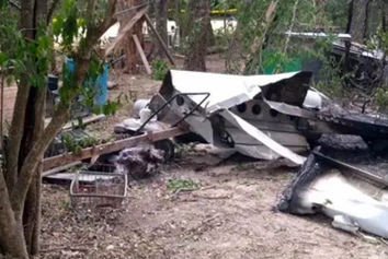 سقوط هواپیمای آموزشی در امارات و کشته شدن خلبان
