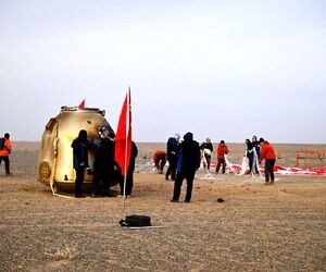 کپسول فضایی چین به زمین بازگشت