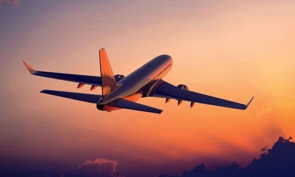 چرا از سمت چپ سوار هواپیما می‌شویم؟