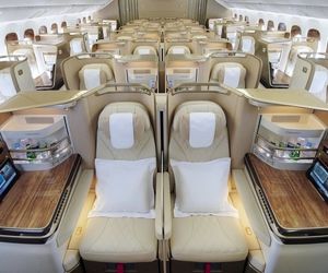 امارات کابین داخلی جدید هواپیمای ۷۷۷ خود را راه‌اندازی کرد 

