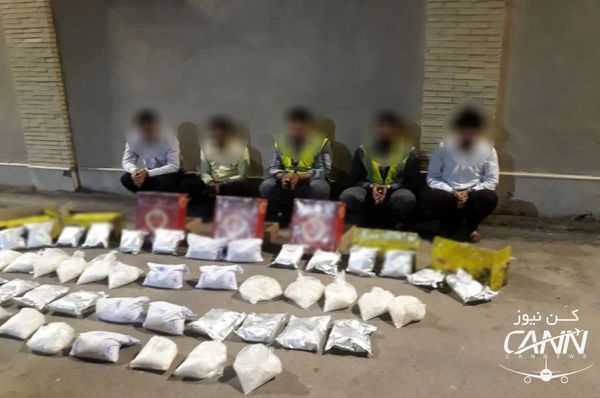 کشف یک محموله ۴۰ میلیاردی ماده مخدر شیشه از بار هواپیمای بم-تهران 