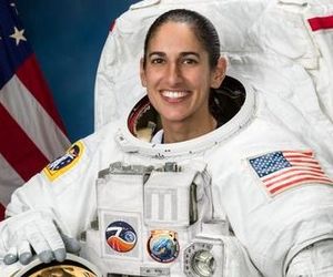 یاسمین مقبلی: ایران را راحت می‌توان از فضا تشخیص داد 