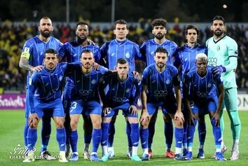 معطلی ۷ ساعته بازیکن استقلال در فرودگاه به خاطر ۱۰۰ یورو!