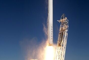 پرتاب موشک Falcon 9