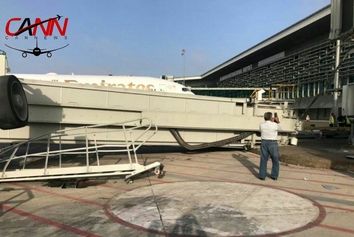 فروریختن پل عبوری مسافرین (Jet Way) در فرودگاه  بین المللی اسلام آباد باعث جراحت و آسیب دیدگی یک مسافر شد