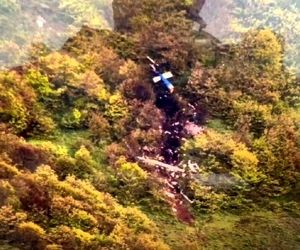 پزشکی قانونی نظر خود را در مورد سقوط بالگرد رییس جمهور اعلام کرد
