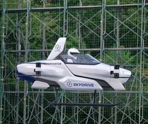 اولین آزمایش عمومی خودرو پرنده تویوتا انجام شد