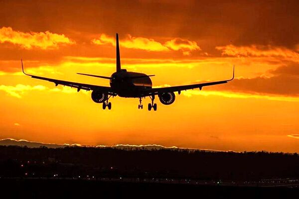 هواپیماها برای کاهش انتشار دی‌اکسید کربن باید کندتر پرواز کنند