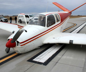 نجات معجزه آسای خلبان پس از سقوط هواپیمای سبک +عکس