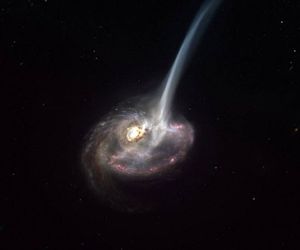 عکس حیرت انگیز تلسکوپ هابل از کهکشان در حال مرگ