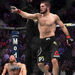 حبیب نورماگومدوف قهرمان UFC از هواپیما اخراج شد +تصاویر