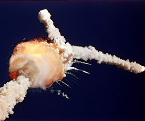 چرا سانحه شاتل فضایی چلنجر به وقوع پیوست؟