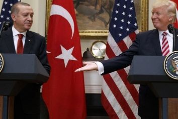 قرارداد ۴۰ میلیارد دلاری ترکیه با بوئینگ و لاکهید برای خرید ۲۵۰ جت تجاری و اف۱۶ 