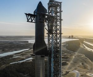 اسپیس ایکس در انتظار حکم اداره هوانوردی فدرال