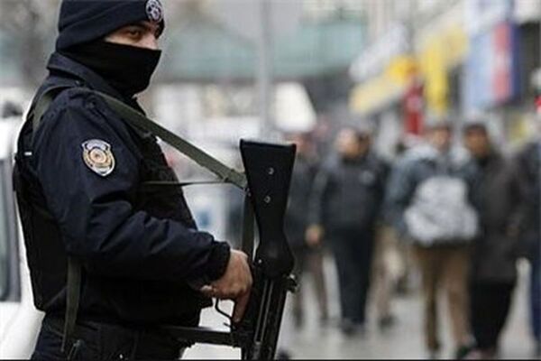 در پی تهدید به بمب‌گذاری در پرواز استانبول به آنتالیا ۲ نفر بازداشت شدند؛ پرواز متوقف شد