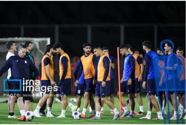 تاخیر پرواز تیم ملی فوتبال به دلیل عدم صدور ویزا