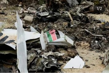 سقوط هواپیما در کنیا با ‌۶ کشته و ۲ زخمی + فیلم

