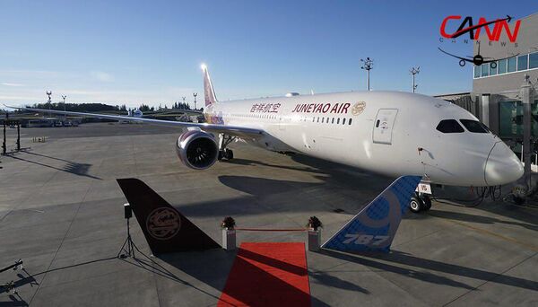 بوئینگ اولین هواپیمای ٧٨٧دریم لاینر هواپیمایی Juneyao airlineرا تحویل داد.
