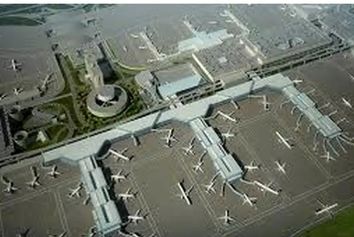 آتش‌سوزی کنترل‌شده در فرودگاه مشهد؛ تا ساعاتی دیگر