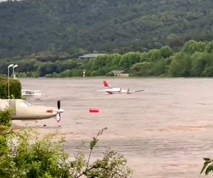 فرودگاه سن‌تروپه فرانسه در پی بارش شدید باران دچار آب‌گرفتگی شد+فیلم


