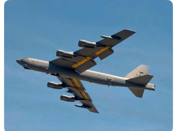 نصب موتورهای جدید و سامانه دیجیتال بر روی B-52 بعد از هفتاد سال