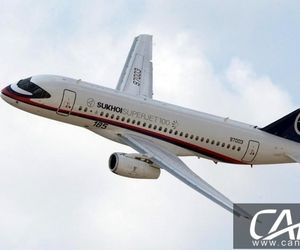 تحویل سوخو سوپرجت 100