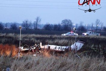 تصاویر مربوط به برخورد دو هواپیما در آسمان اوتاواى کانادا