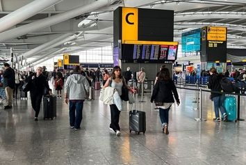 رکوردشکنی سفرهای
 هوایی در جهان همزمان با کریسمس