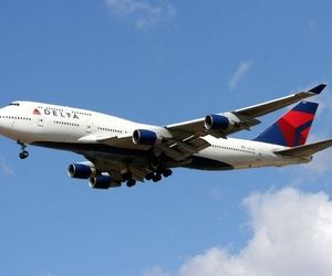 هواپیمایی دلتا پرواز حدود ۳۰۰ فروند هواپیماهای خود را متوقف کرد
