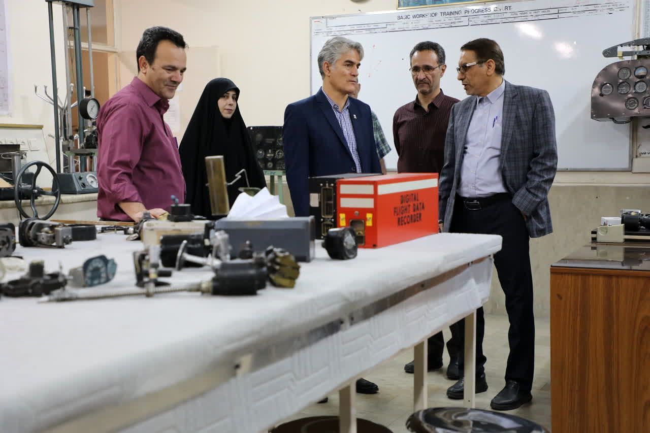 تسهیل اعزام دانشجویان ممتاز برای ادامه تحصیل در گرایش‌های تخصصی هوانوردی